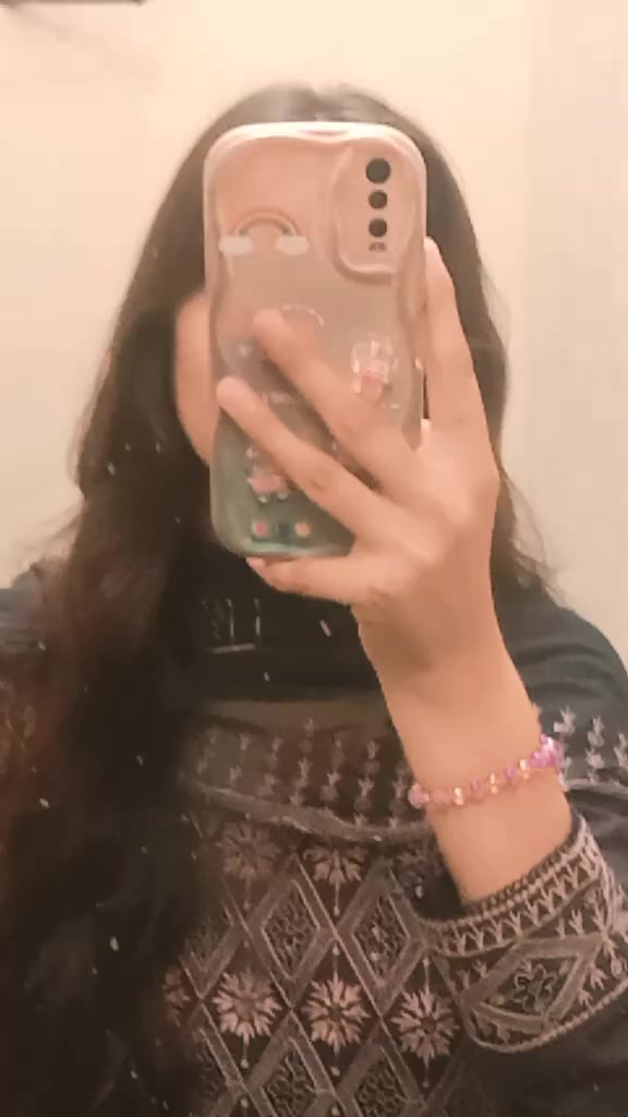 @Masoom larki 💜