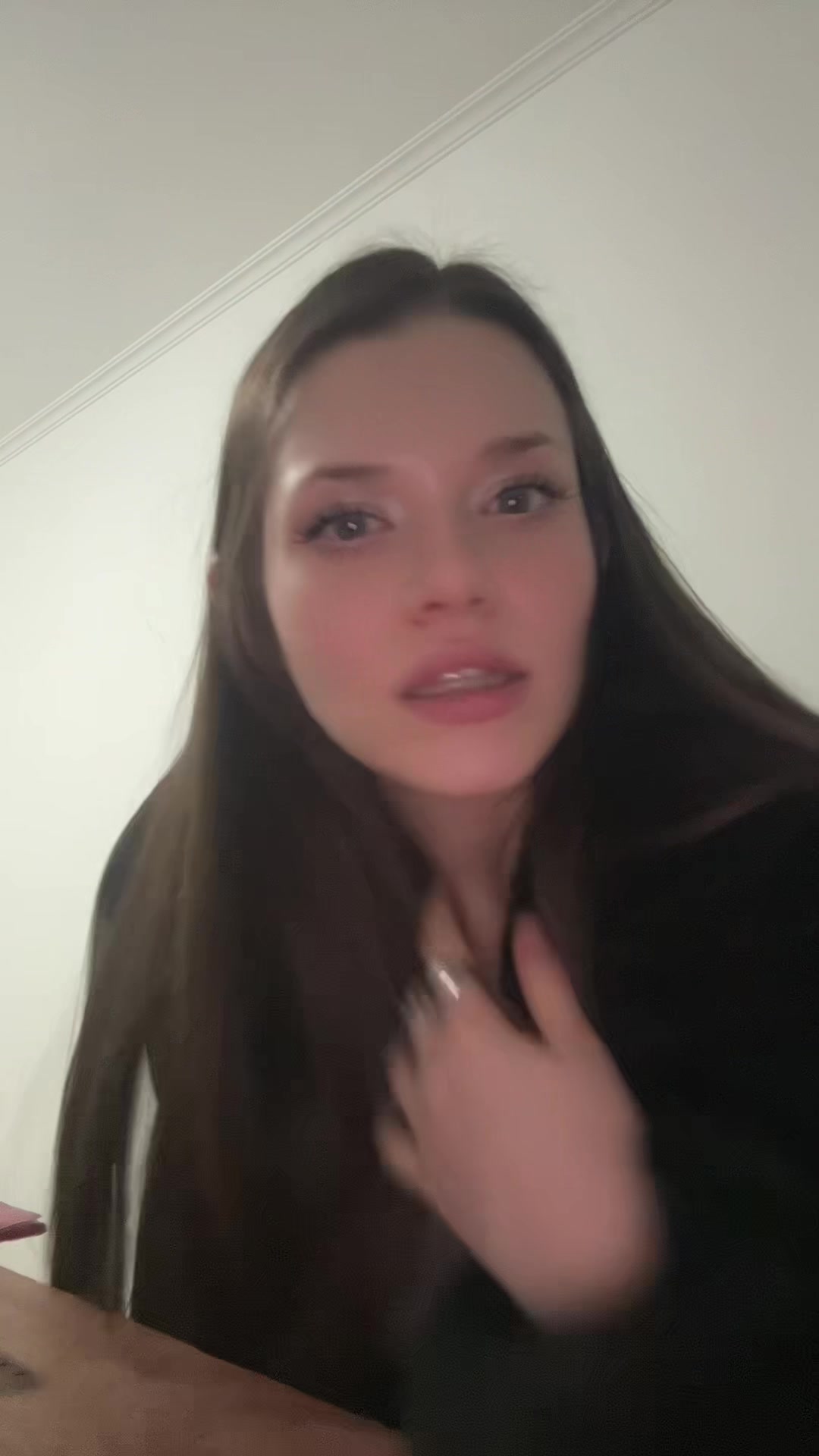 @Laragff