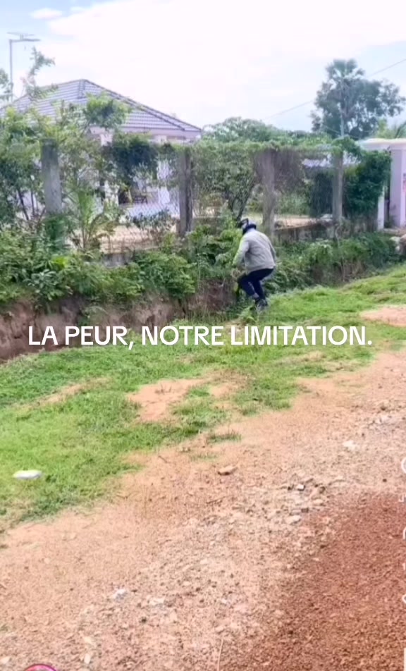 @DOCTEUR AMANI DAUPHNER