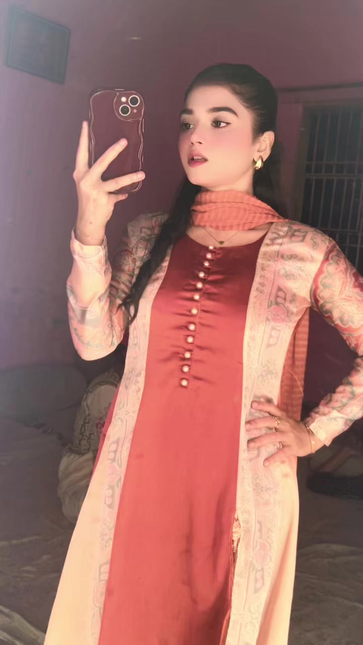 @Uzmi_sheikh112