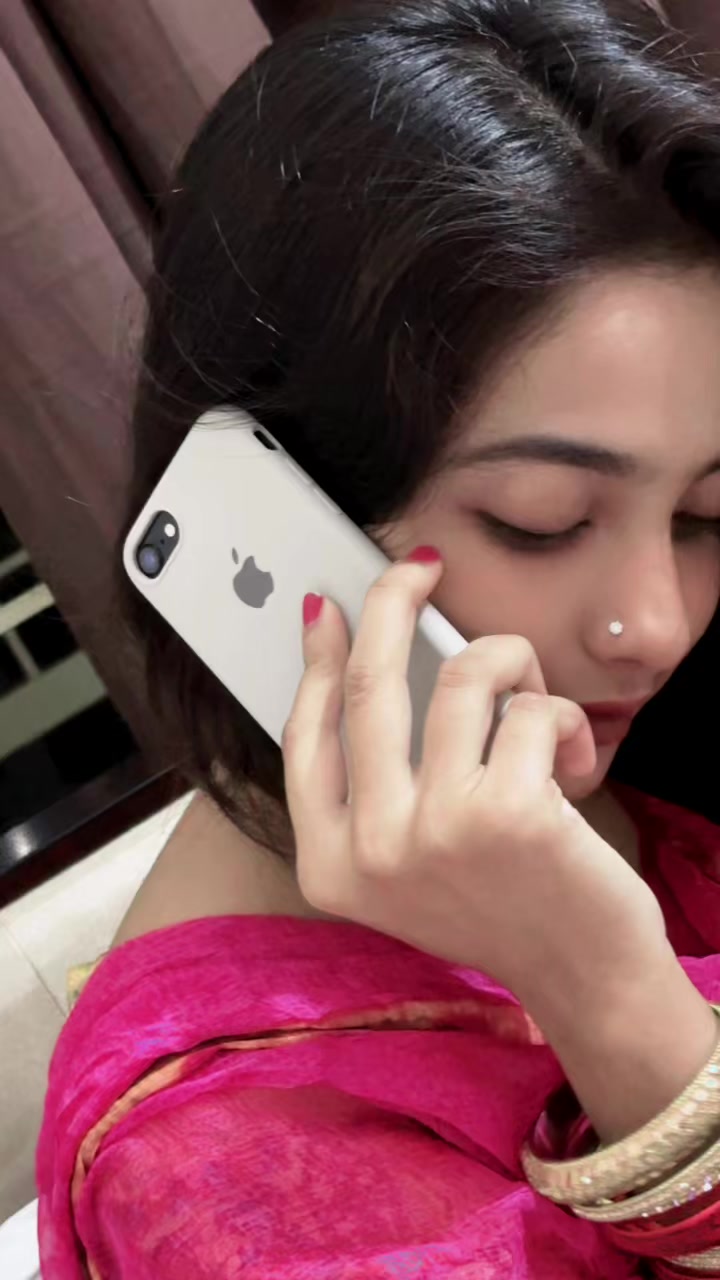 @NAINA🇧🇩