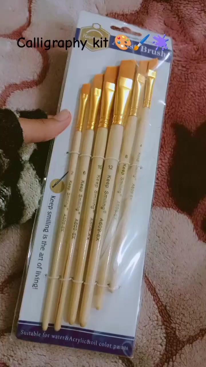 @Ayesha _.✨🫧