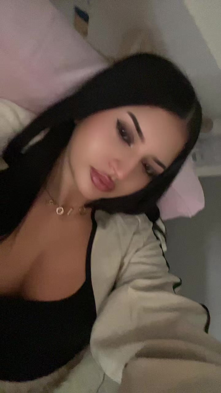 @larsy👅