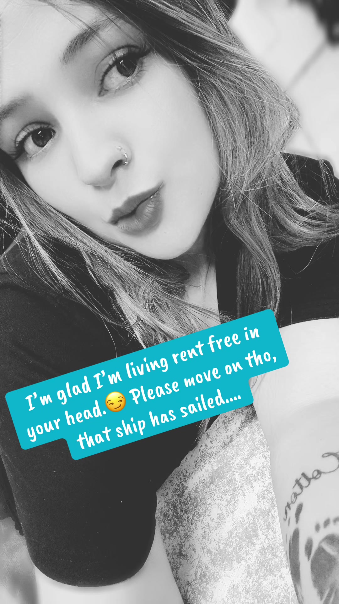 @🤫Boy_Mama_19_21_23🤫