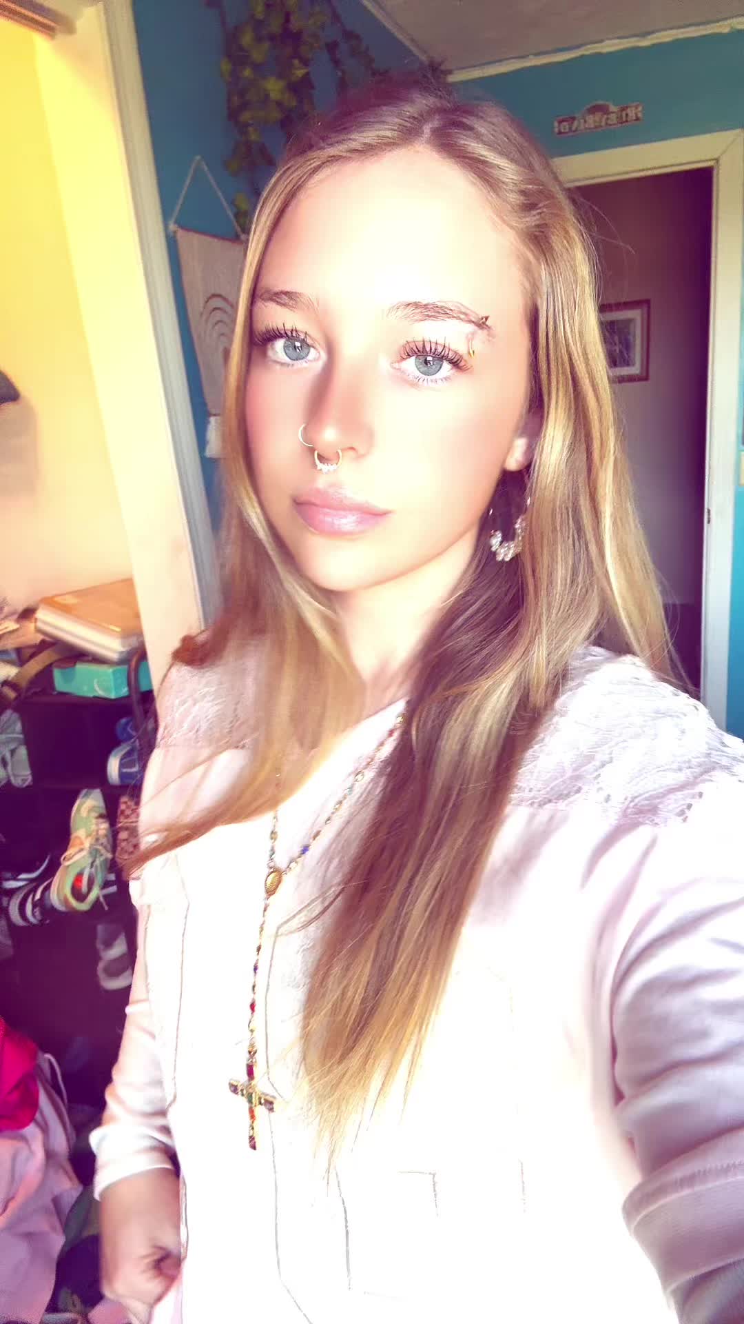 @Ruby😇