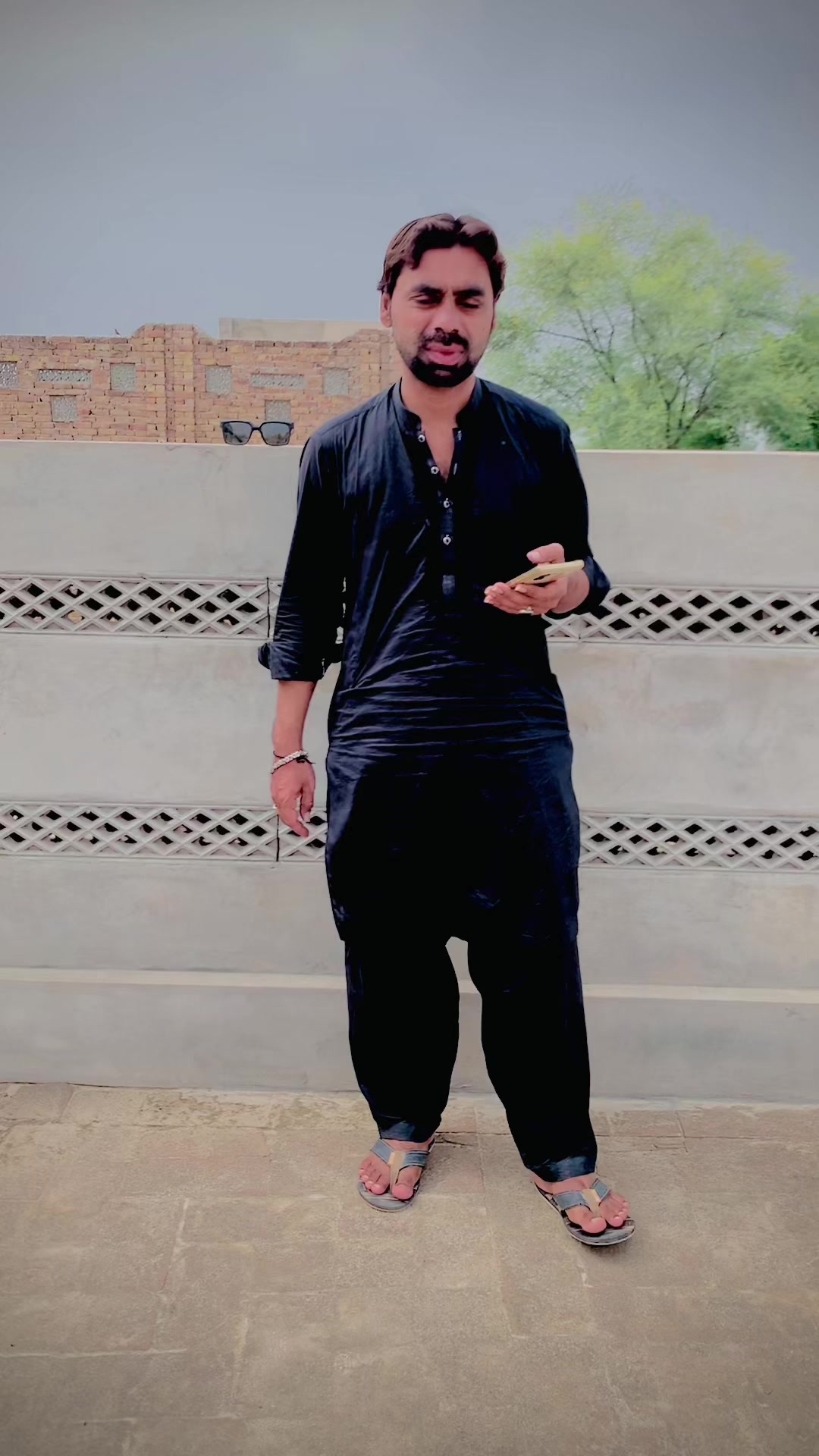 @tiktok.com/@malikaftab965