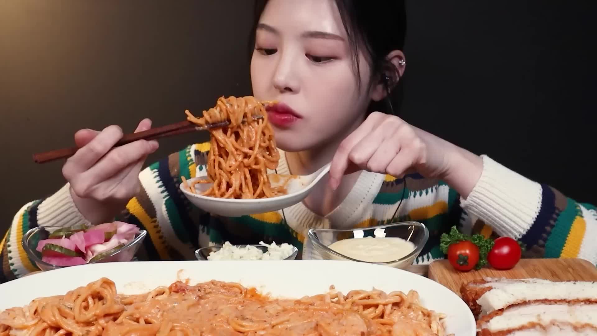 @ASMR J