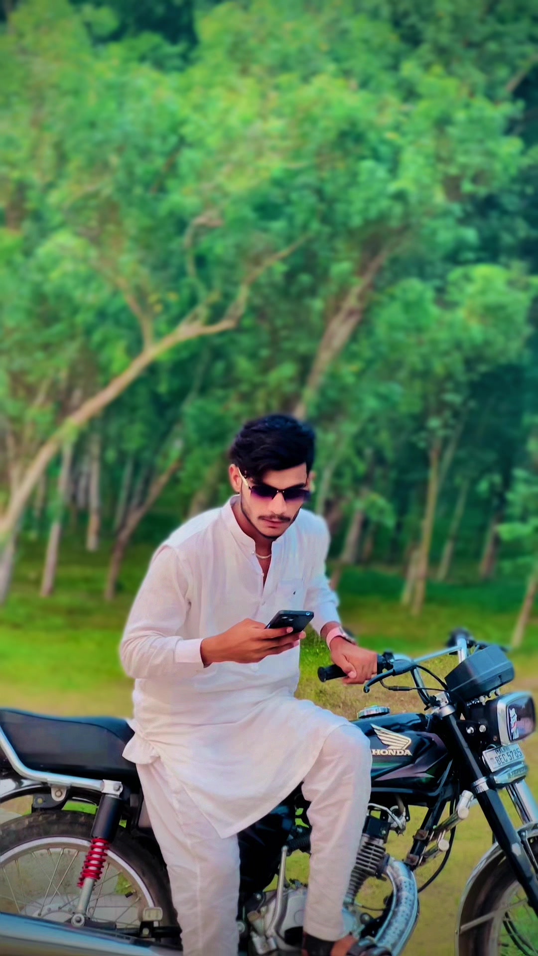 @adeel king 👑
