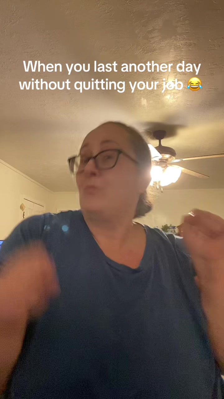 @ItsGivingCarla