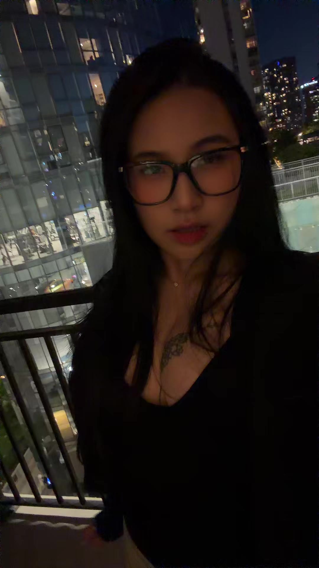 @𝚟𝚢