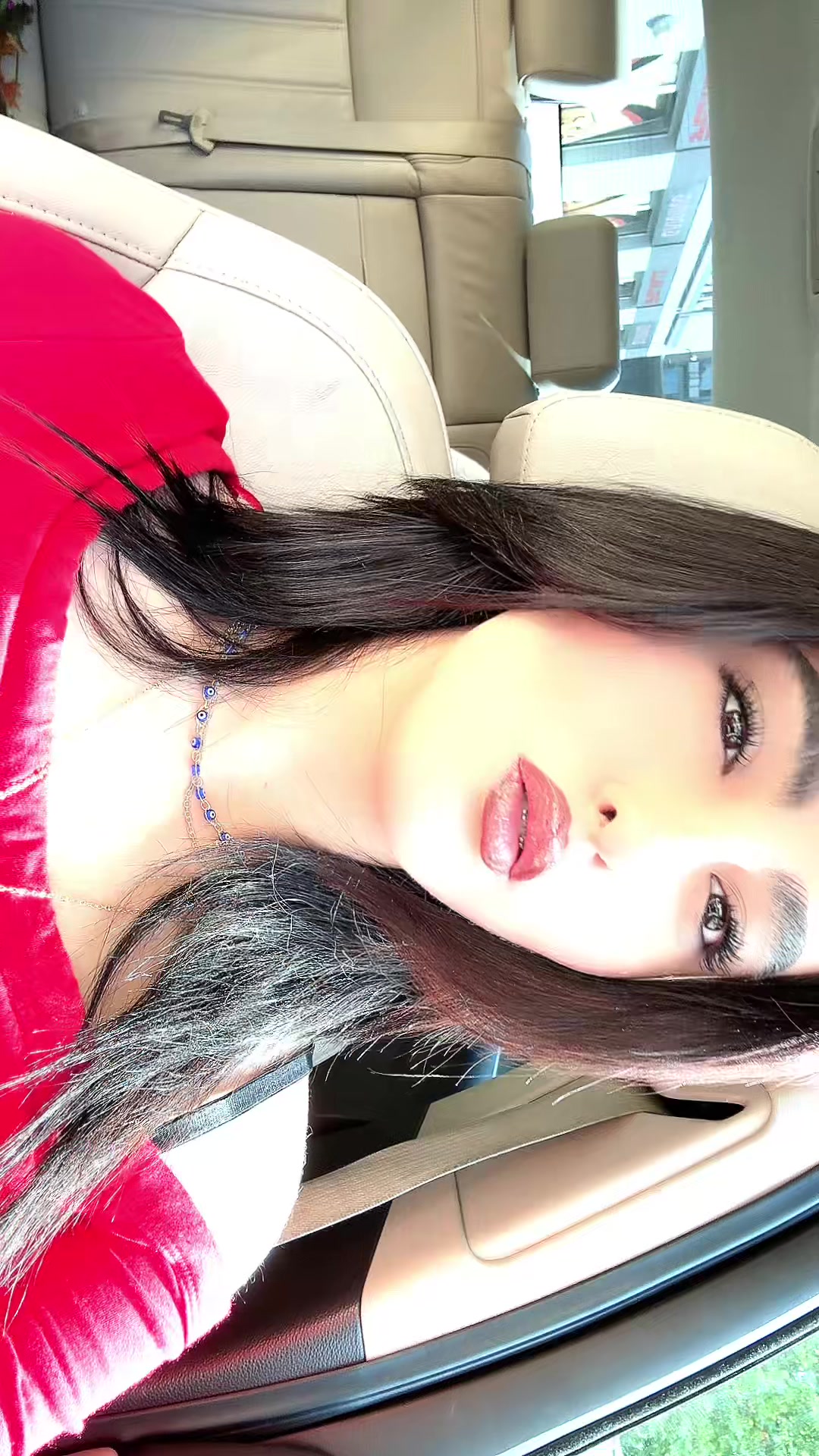 @Lojein