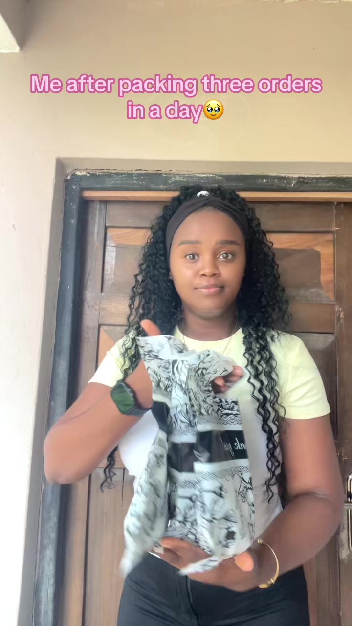 @Perfume, watch vendor in Uyo