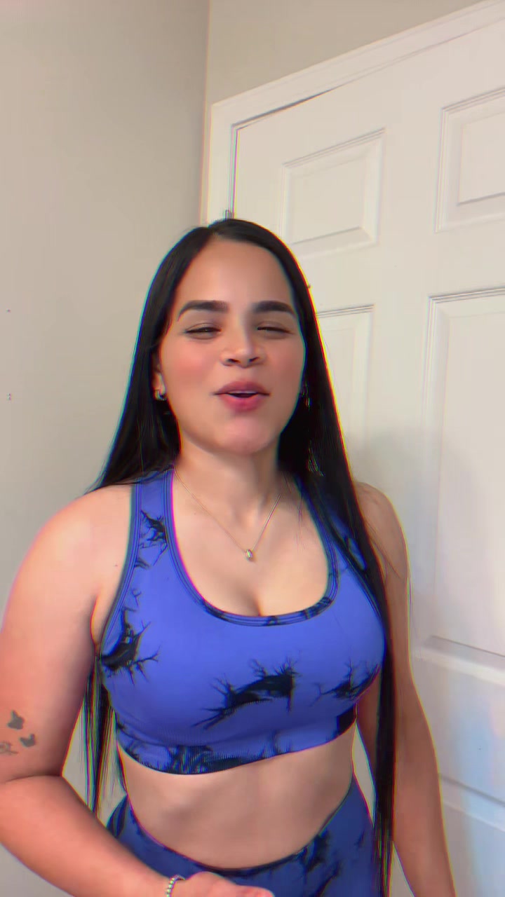 @𝐌𝐨𝐧𝐢🐥ᥫ᭡