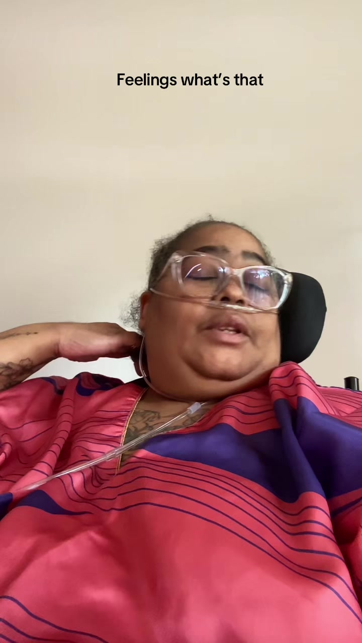 @mickeylove032💛👩🏽&zwj;🦼&zwj;➡️
