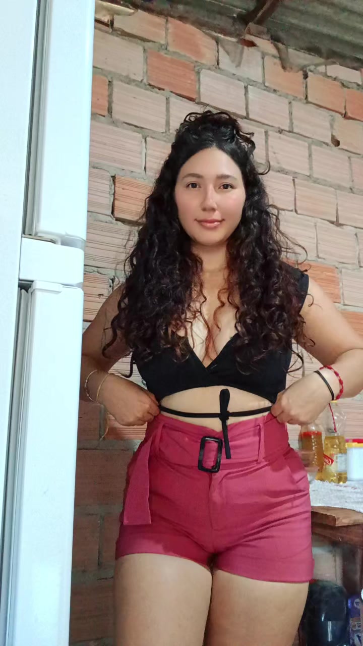 @Annycollares🦋