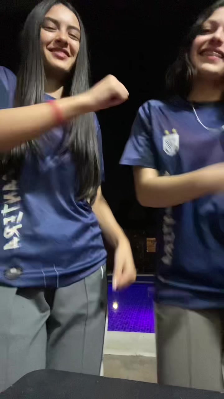 @𝒪𝓇𝓉𝒾𝓏