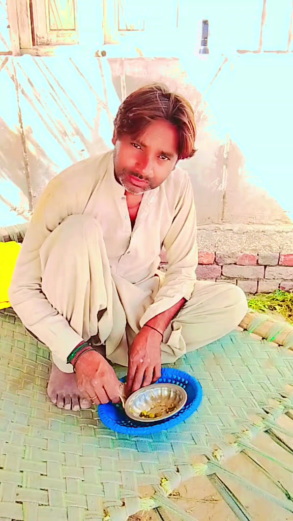 @منوج گھائل