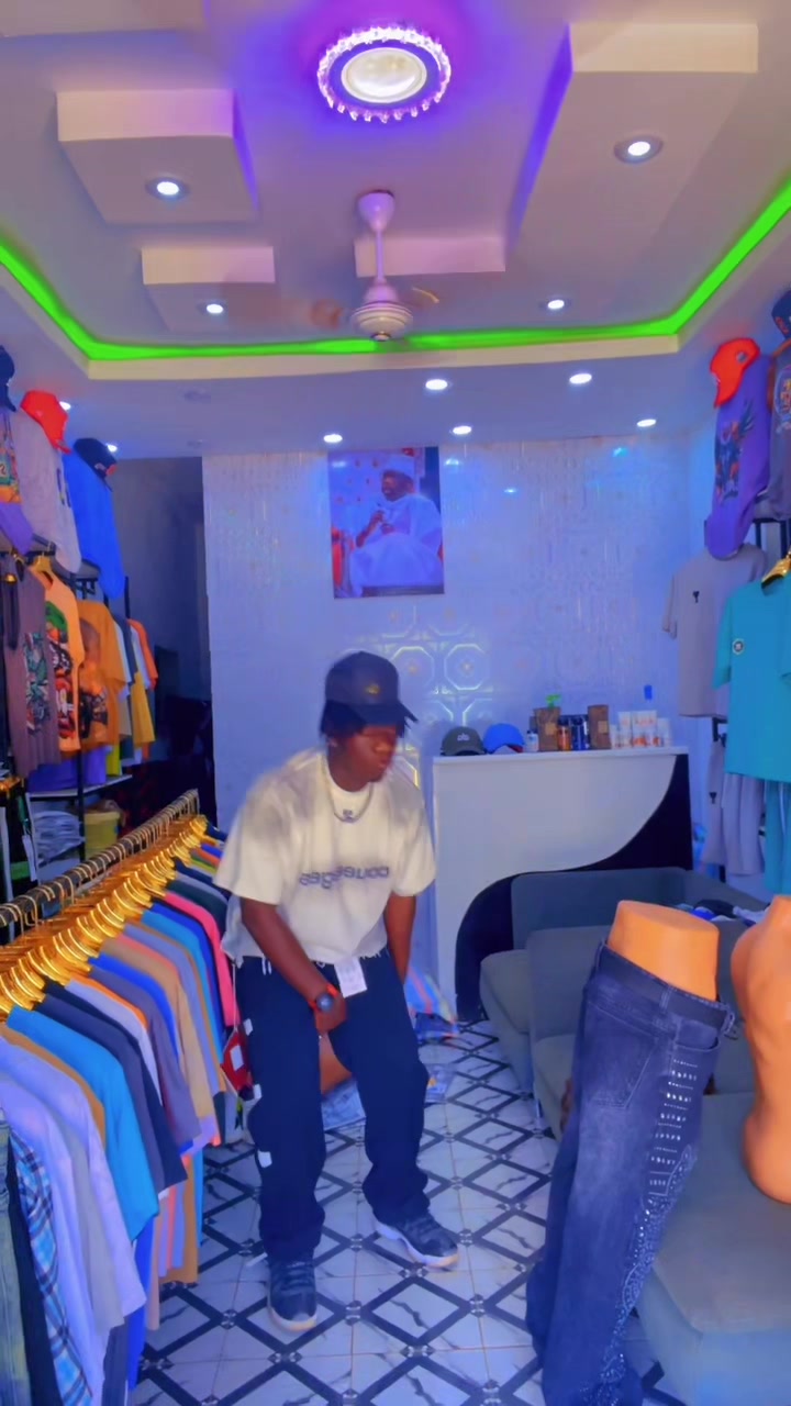 @Cas14