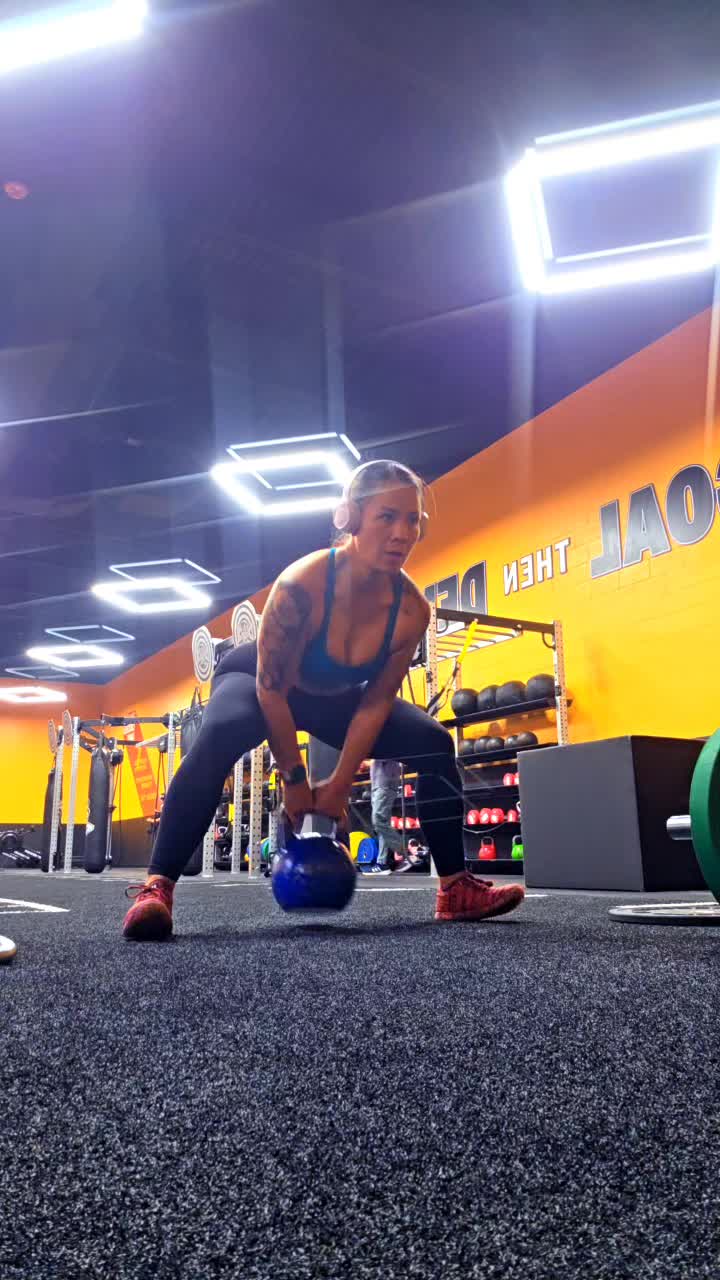 @👑CoachQueenVeeFit🇺🇲🇵🇭♐️🔥