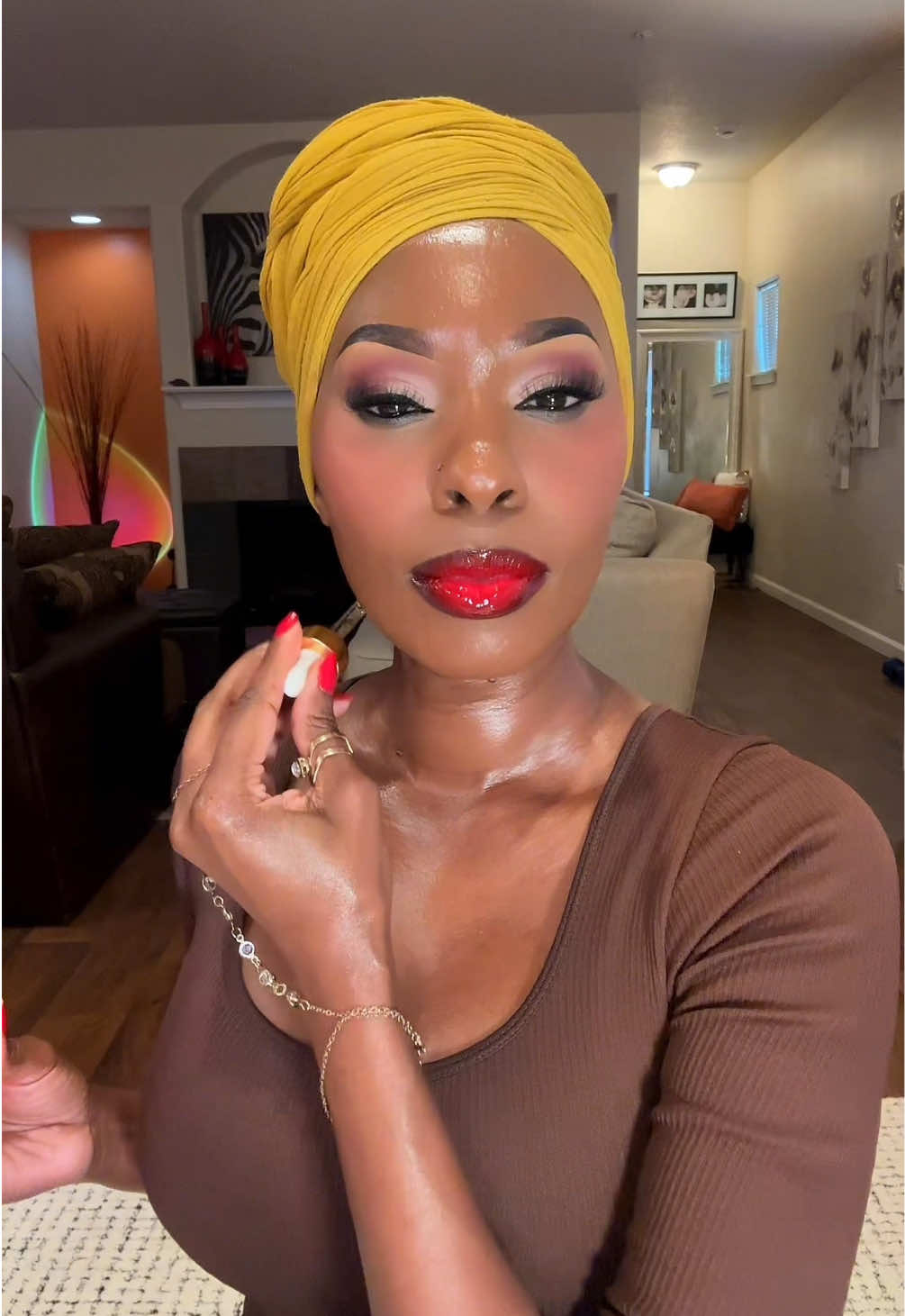 @Esther Beauty Essentials