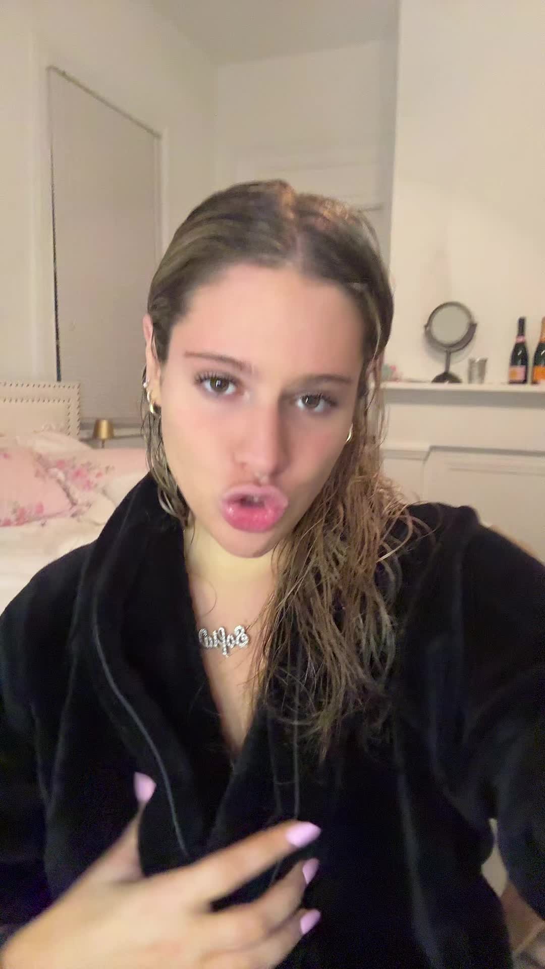 @Sofia