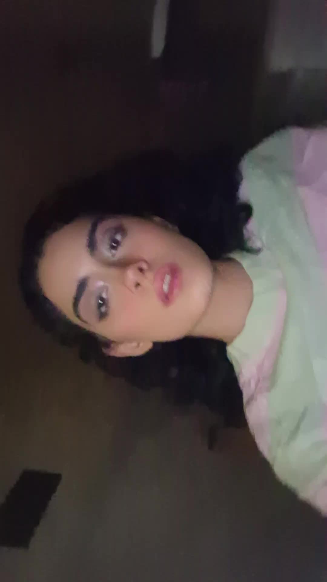 @🤨