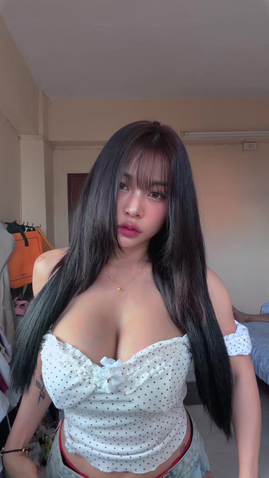@Babe Moe