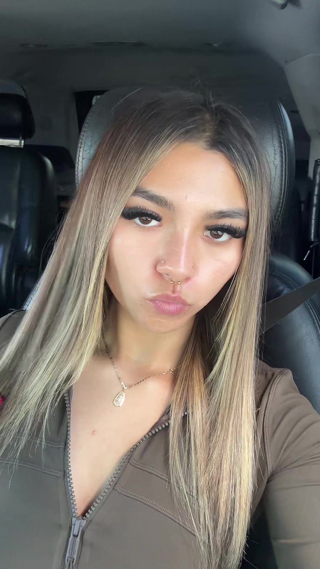 @😙😙