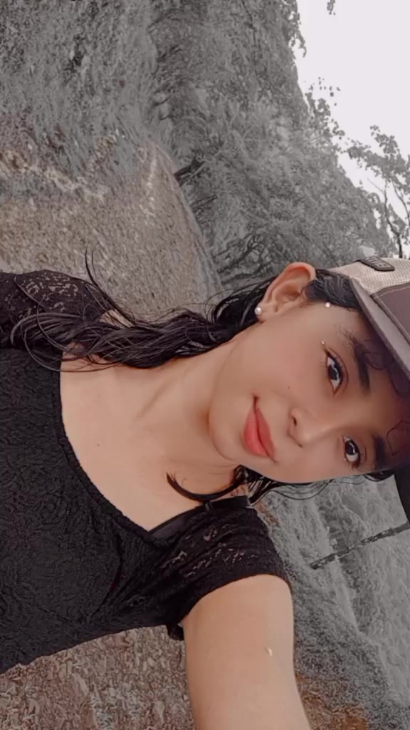 @😘tu cariño 🥰
