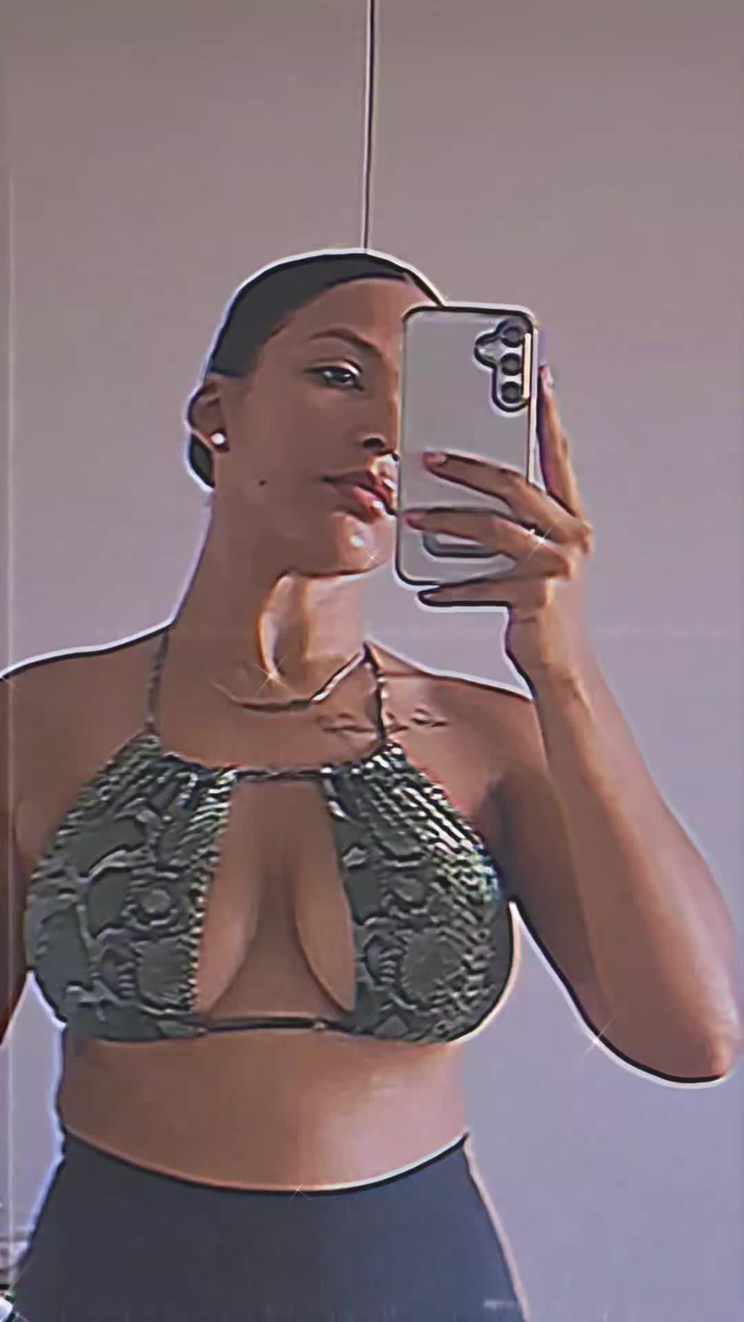 @moniquemullerofficial