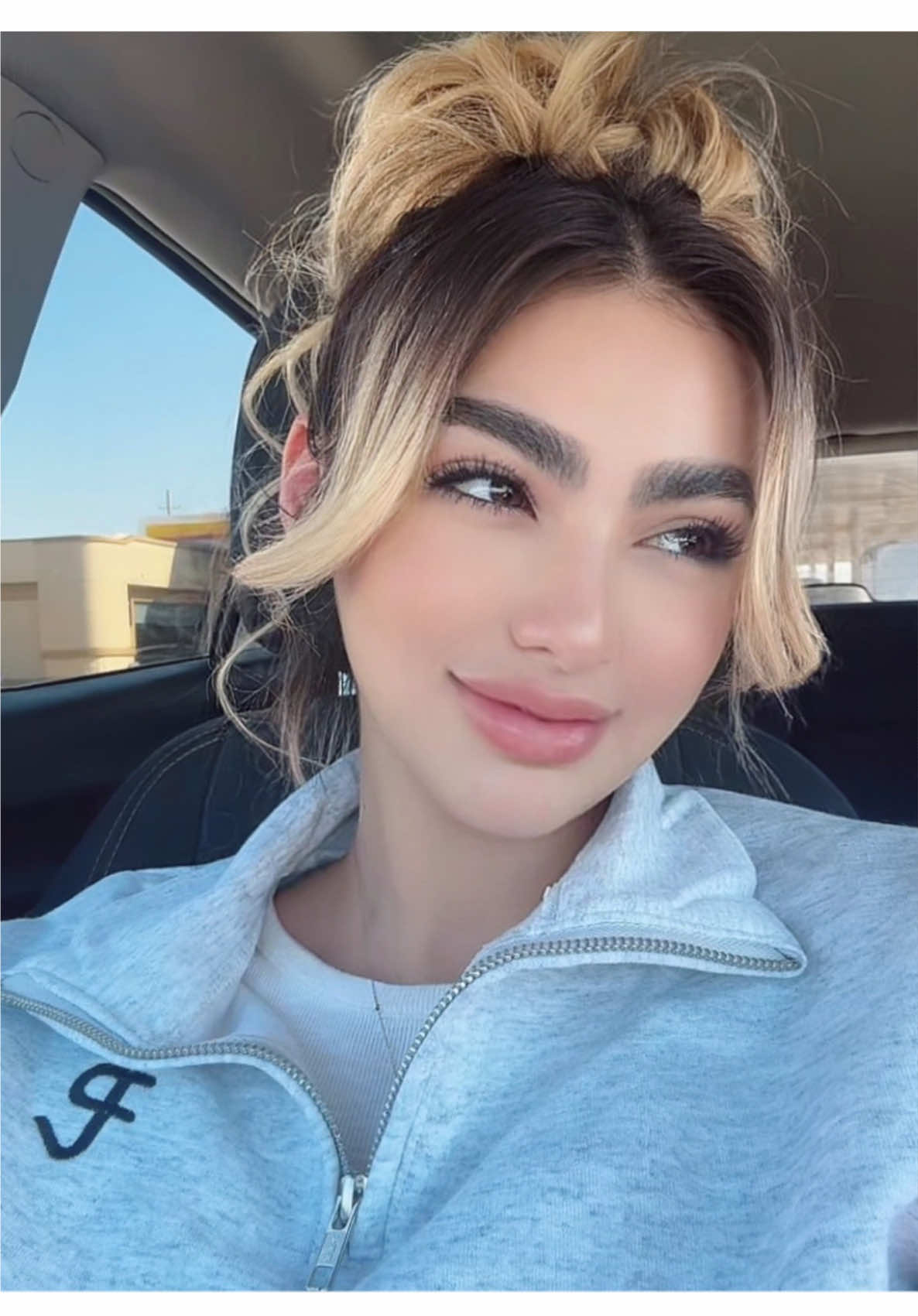 @Kyana