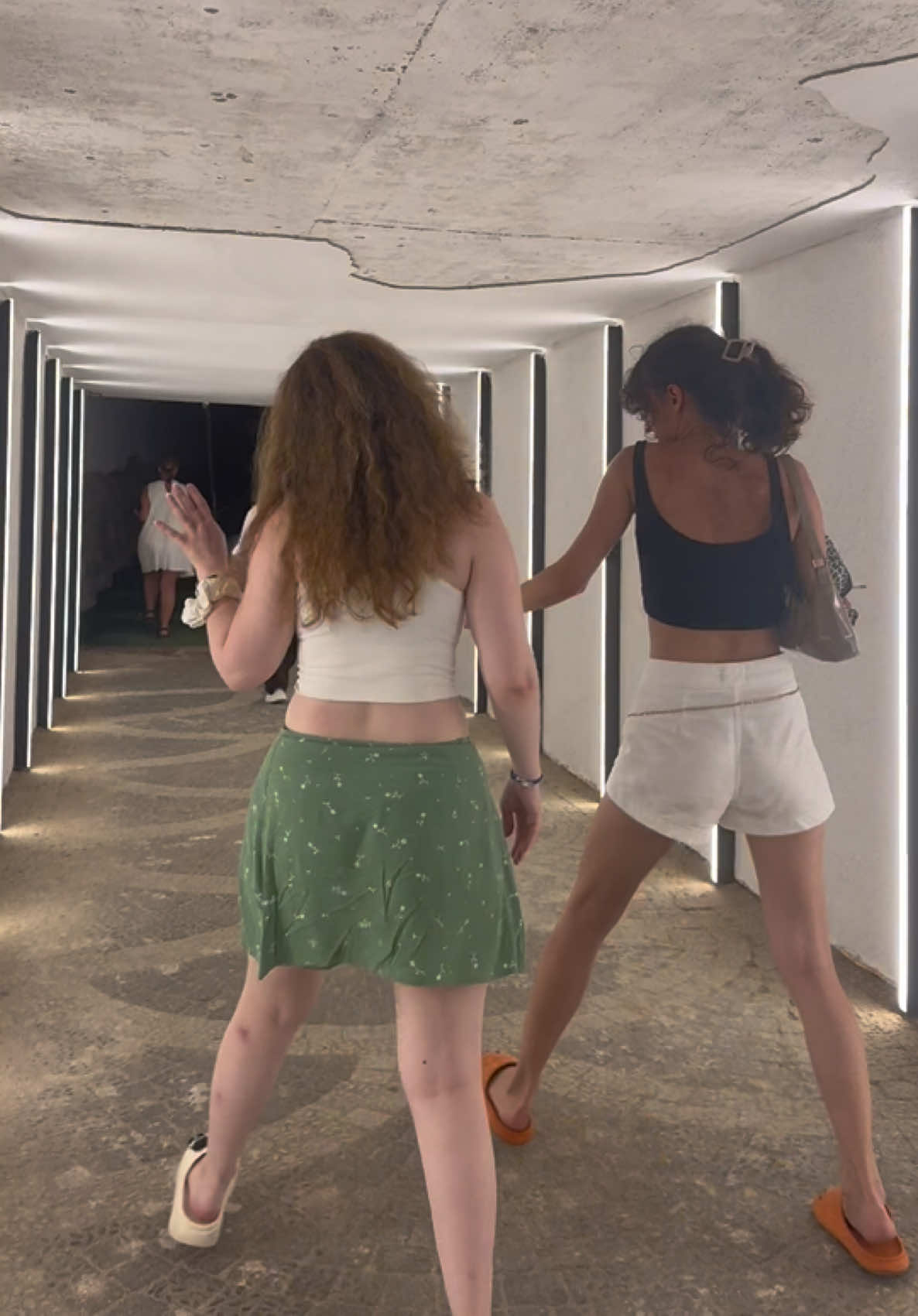 @Su