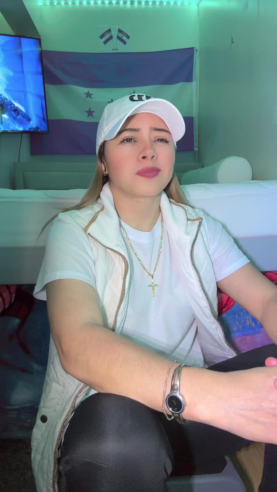 @🇭🇳 Fʟǟզʊɨȶǟ օffɨƈ🇺🇸