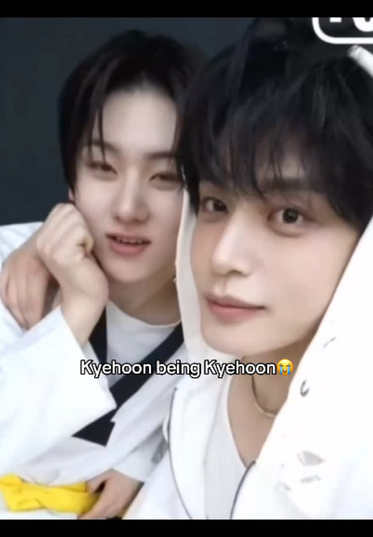 @donghwa's noona👀