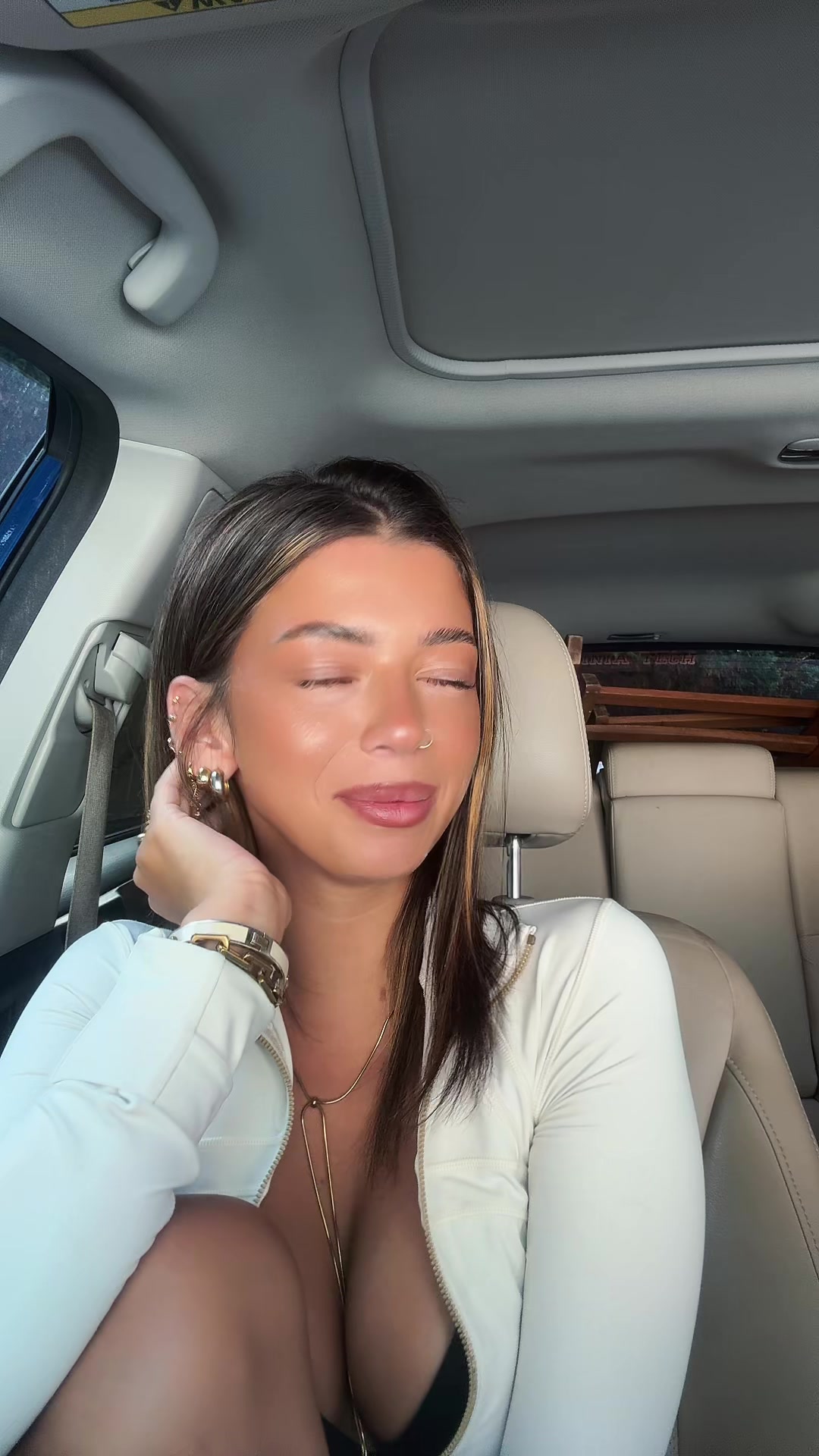@b