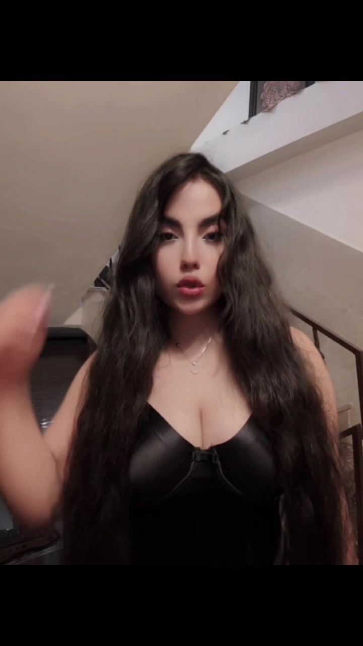 @Parniya