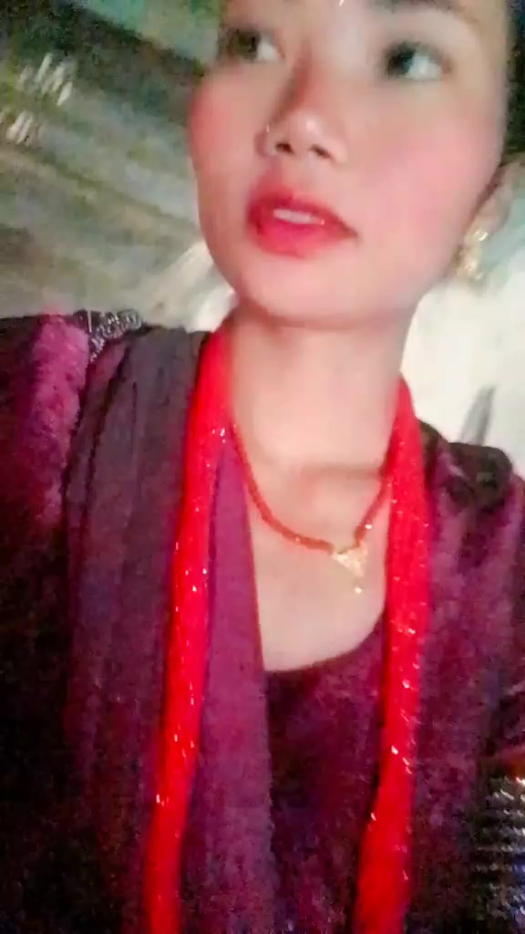 @A❤️👩&zwj;❤️&zwj;💋&zwj;👩❤️ R