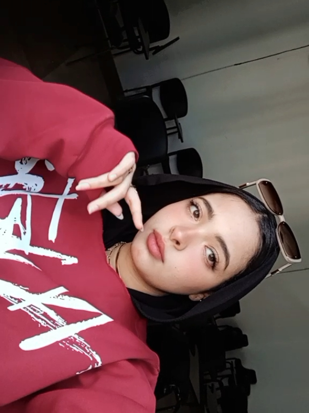 @Ro๐ฆ