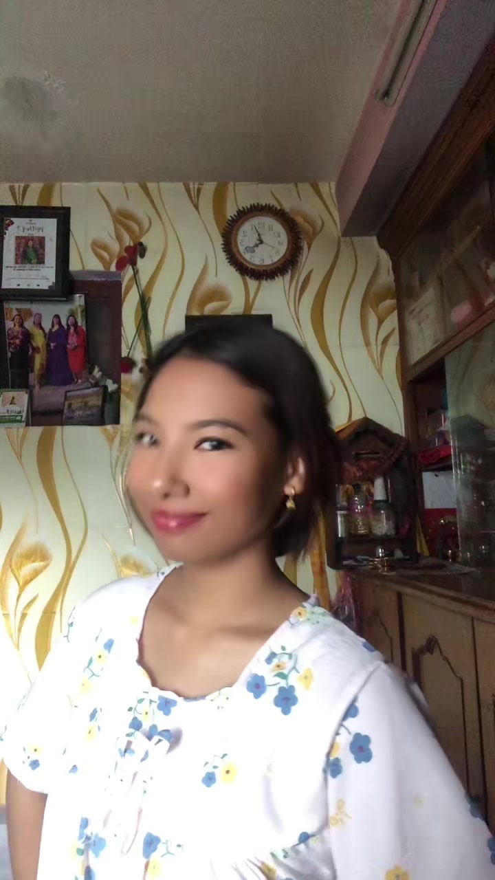 @👀
