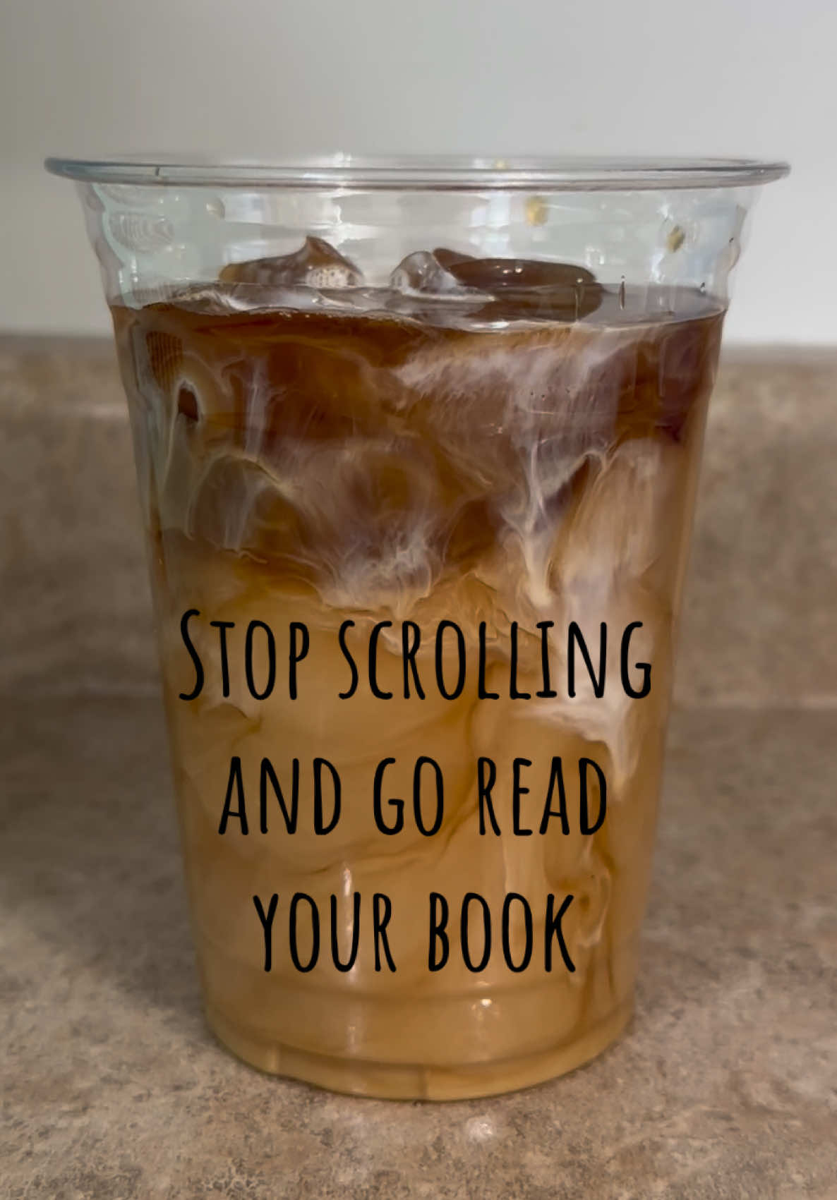 @Books & Caffeine📚☕️🇨🇦