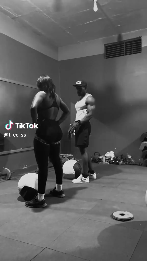 @Thick black girl ๐ฌ๐ฒ๐ธ๐ณ
