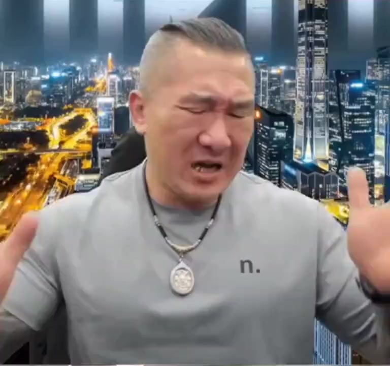 @山楂树下种桃树
