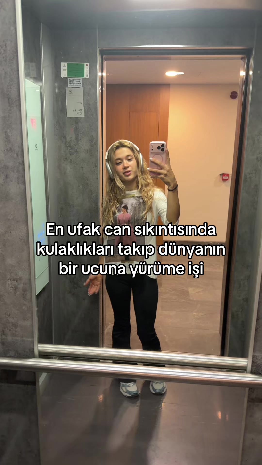 @Melacıkela