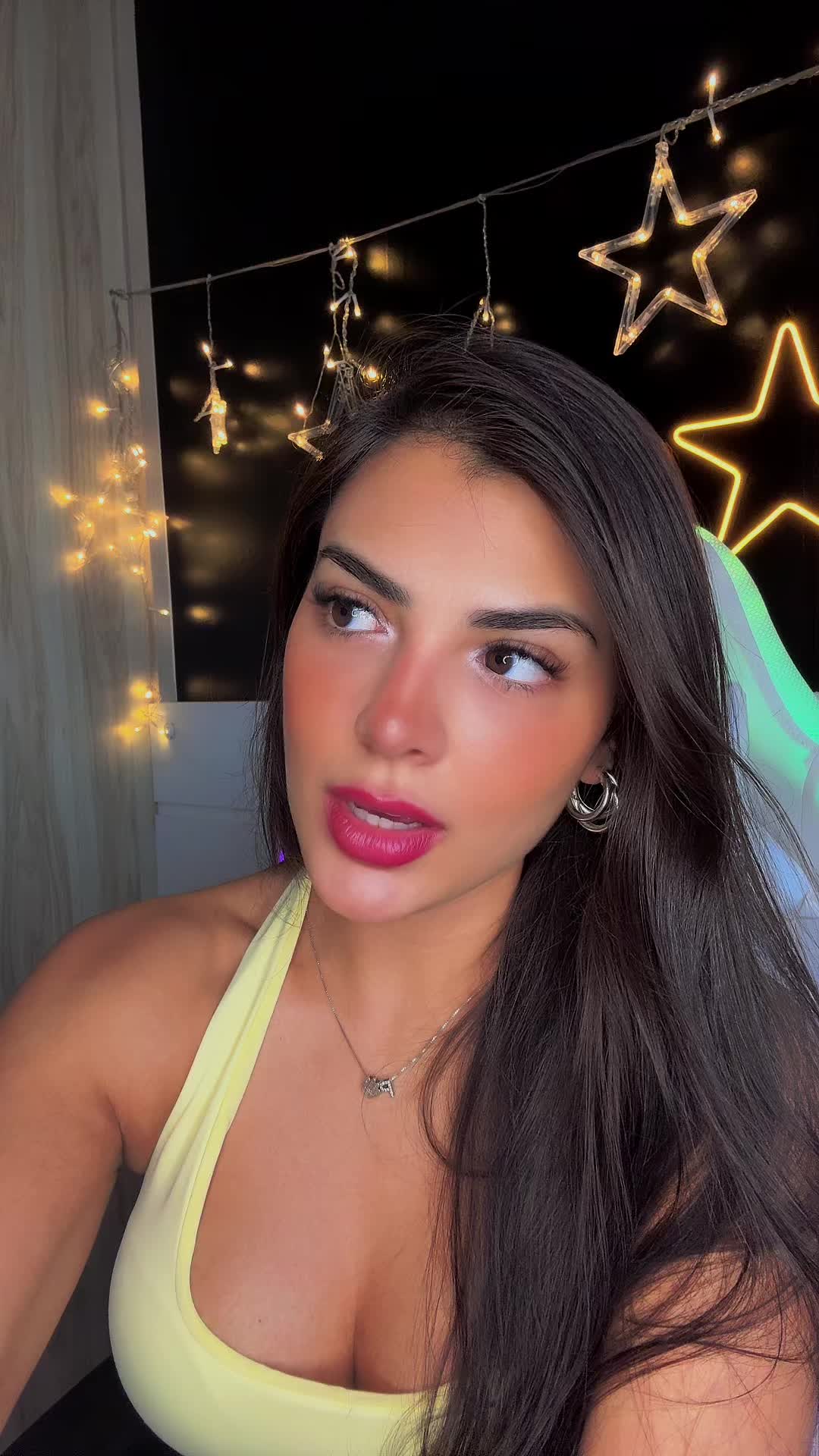 @Letícia ⭐️✨