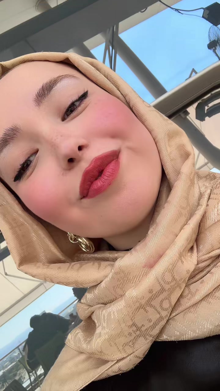 @𝒀 𝑬 𝑳 İ 𝒁 𝒛 ☆
