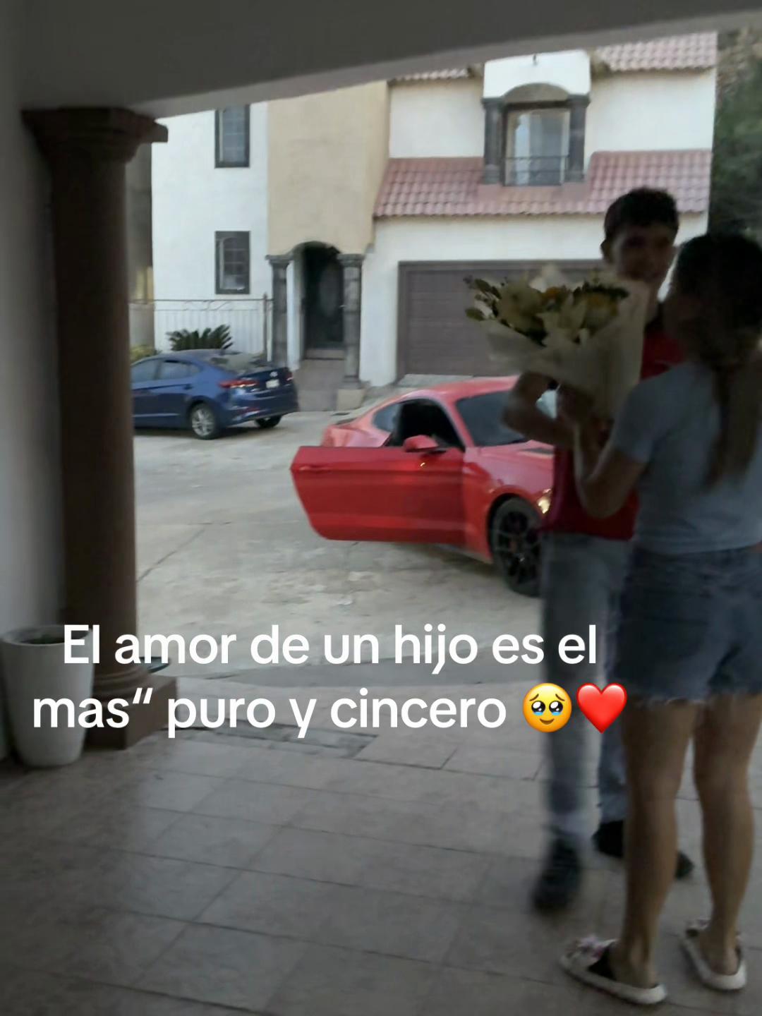 @Karina de Herrera