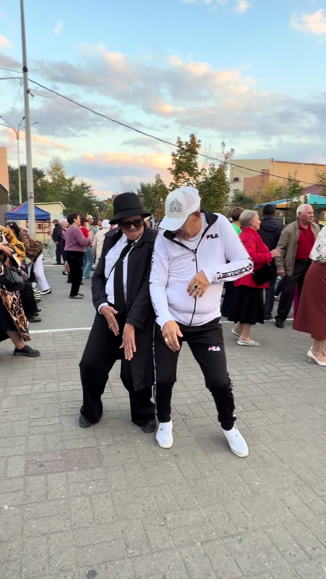 @АлуЗара