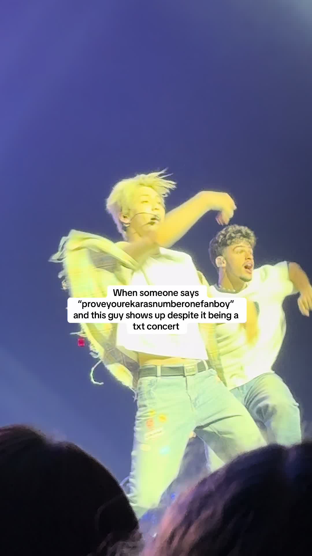 @Ella writes K-pop books