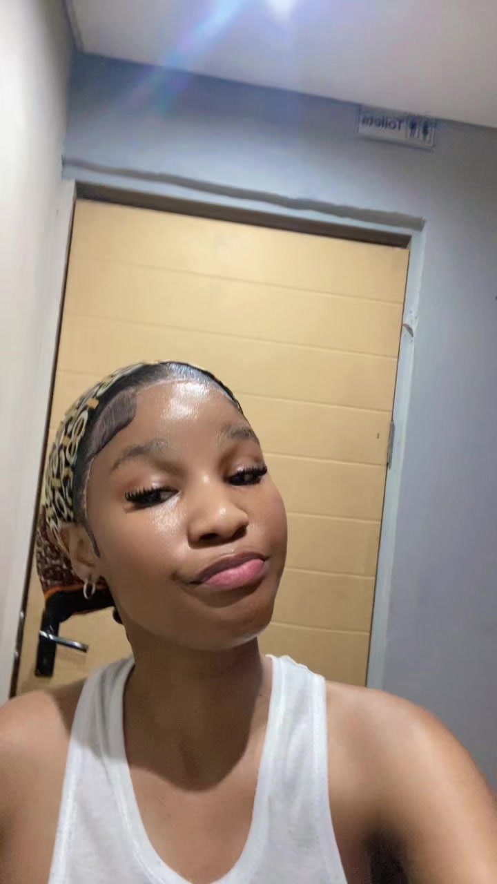@Bayanda .🍒