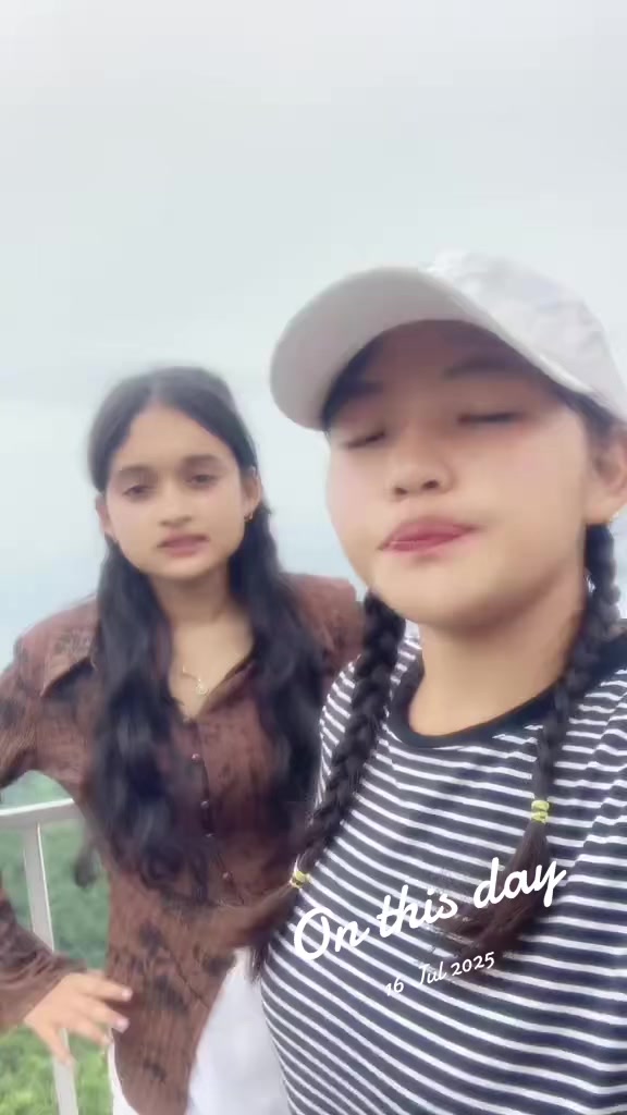 @mira pradhan🌼